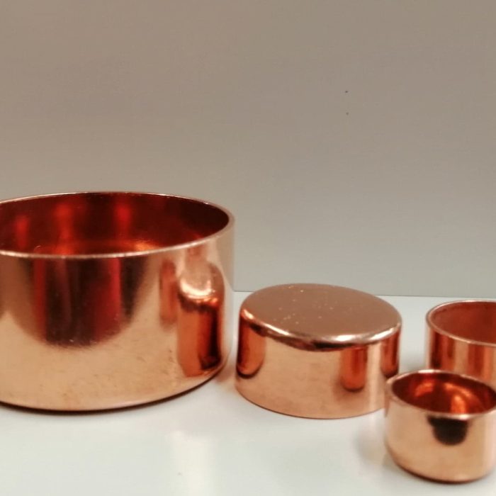Cónicas de cobre de alta calidad para conexiones eléctricas confiables y duraderas.